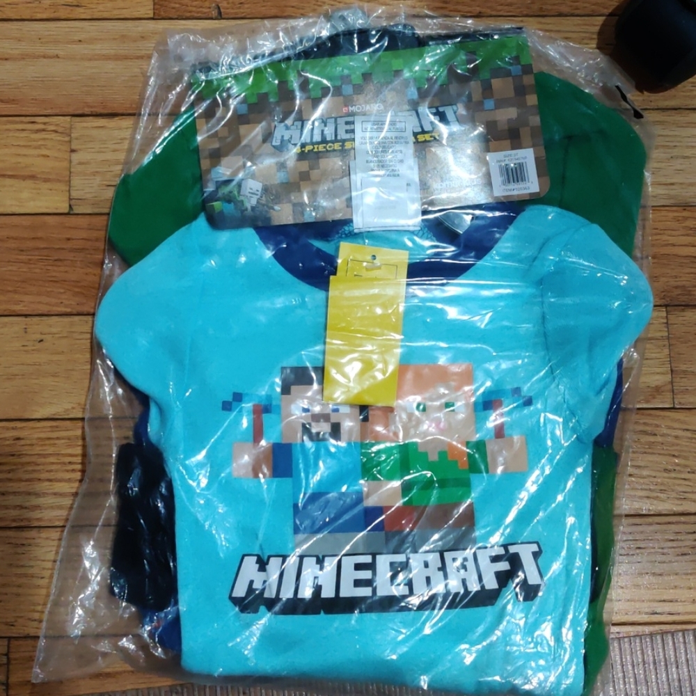 MINECRAFT  KIDS PAJAMAS 4 PC